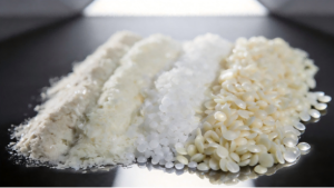 Best Wax Additive for Plastics: How to Choose Between Oxidized PE Wax, PE Wax, and Paraffin Wax
